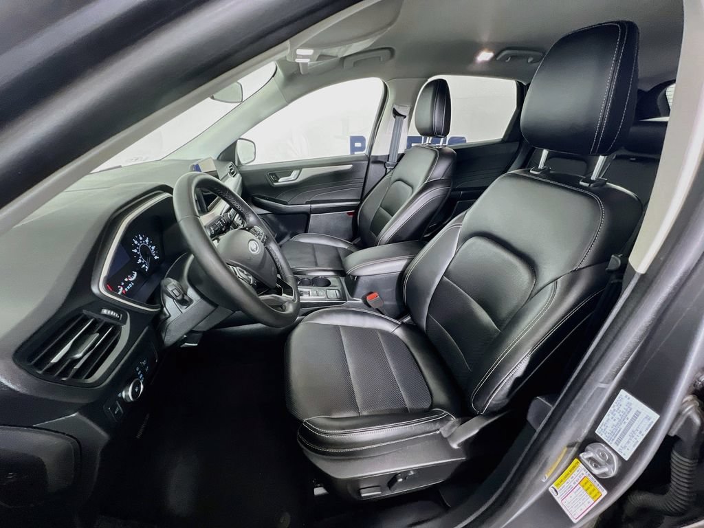 Certified 2022 Ford Escape SEL AWD/4WD image 13