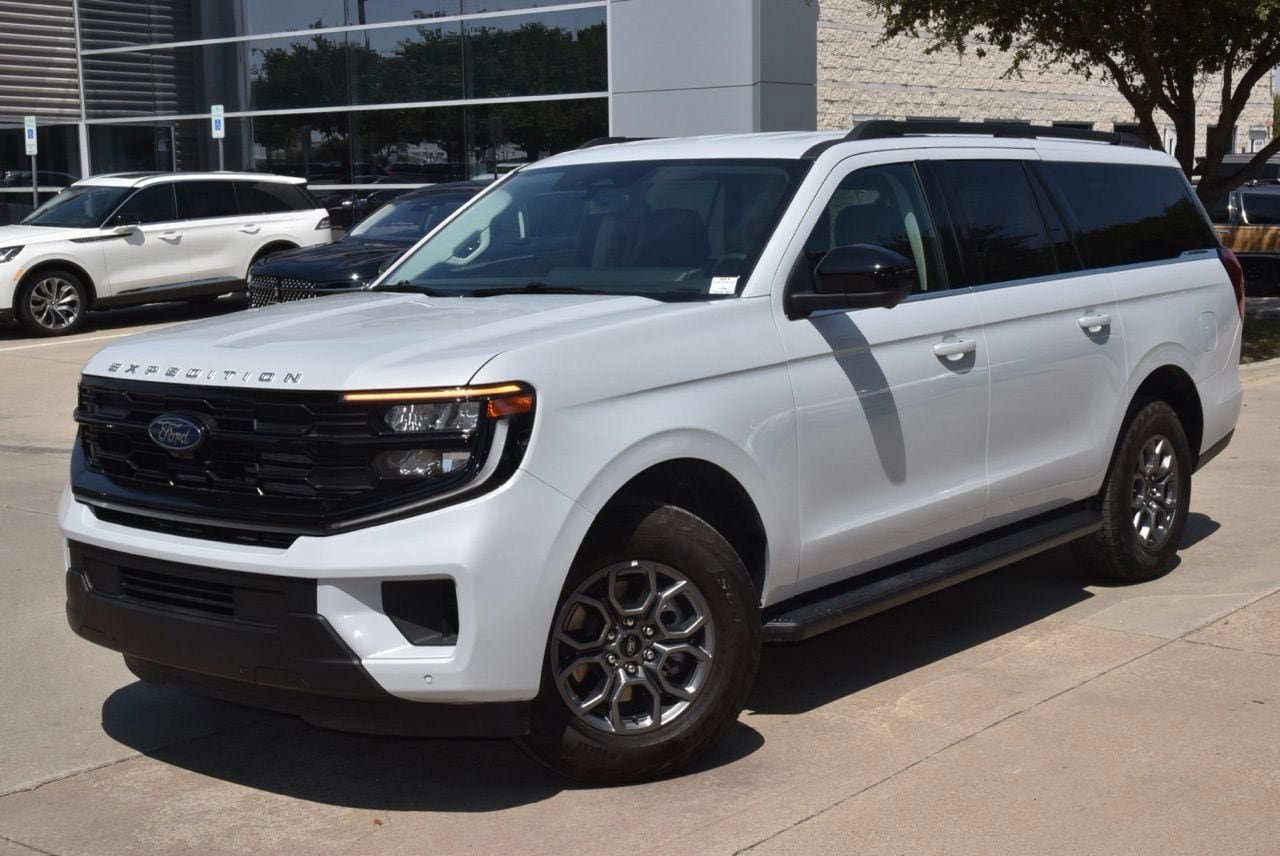 Certified 2025 Ford Expedition Max Active RWD image 41