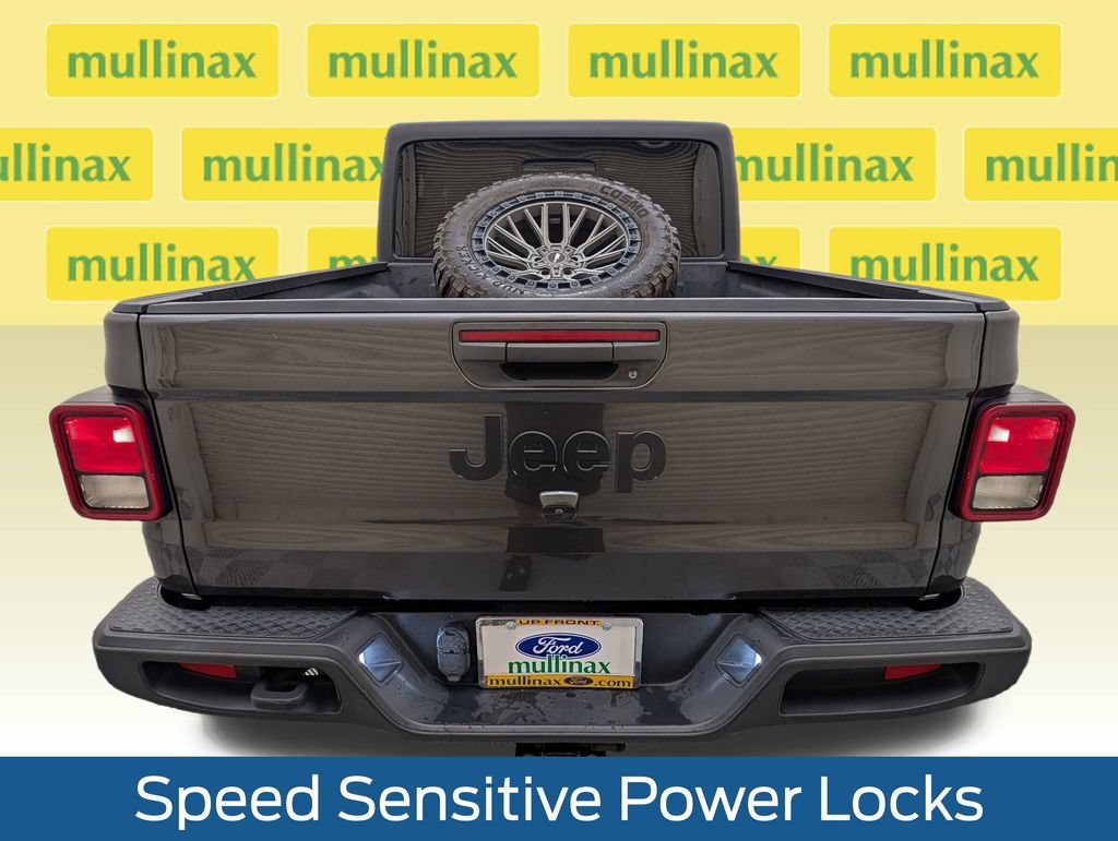 Used 2023 Jeep Gladiator Sport AWD/4WD image 20