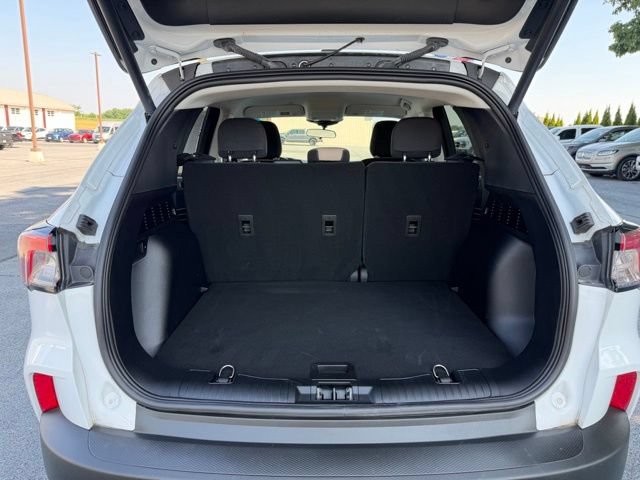 Certified 2022 Ford Escape SE w/ SE Sport Appearance Package AWD/4WD image 20