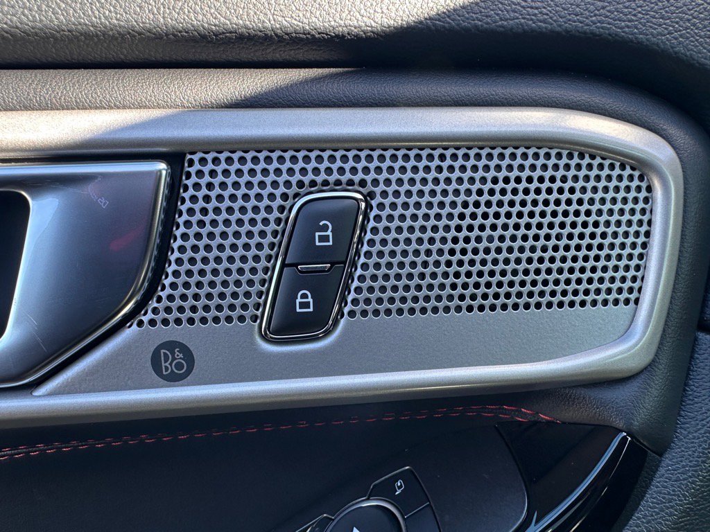 Certified 2024 Ford Explorer ST-Line w/ Class IV Trailer Tow Package image 15