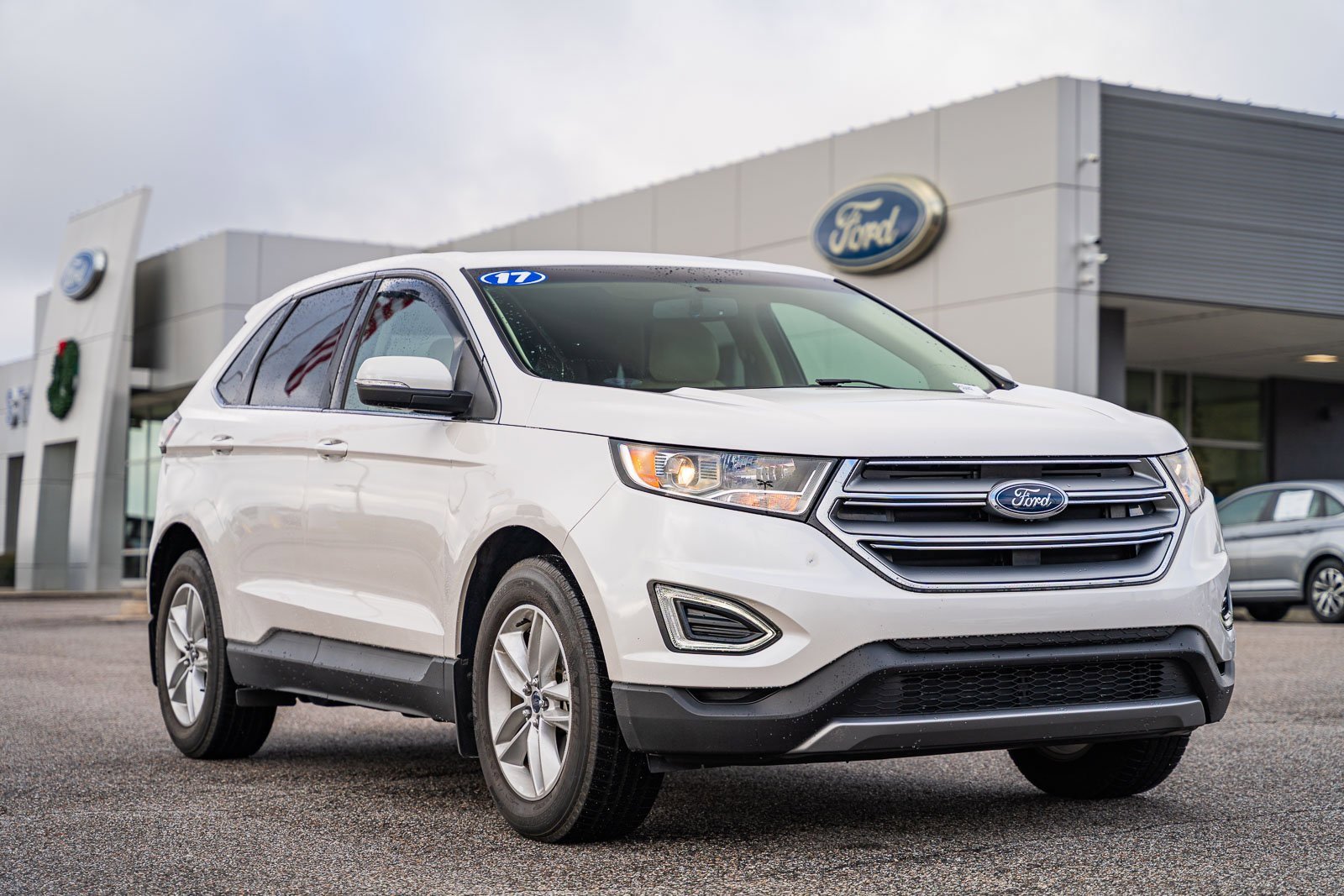 Certified 2017 Ford Edge SEL w/ Equipment Group 201A image 1
