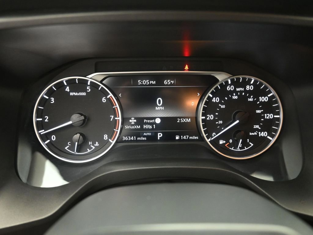 Used 2025 Nissan Rogue SV AWD/4WD image 3