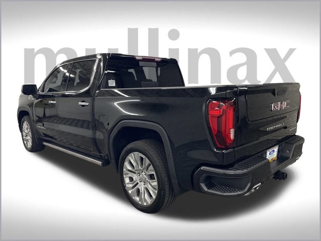 Used 2022 GMC Sierra 1500 Denali w/ Denali Premium Package image 3