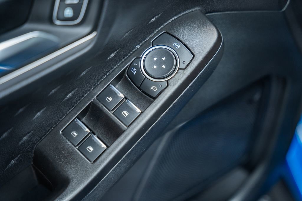 Certified 2020 Ford Escape SE image 38