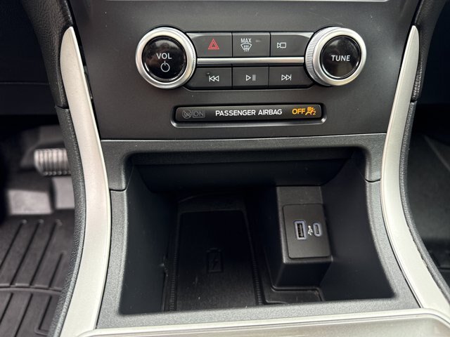 Certified 2024 Ford Edge SEL w/ Convenience Package AWD/4WD image 29