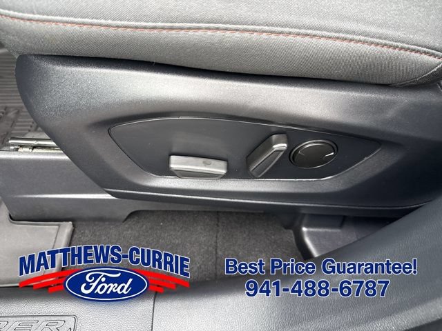 Certified 2025 Ford Explorer Active RWD image 10
