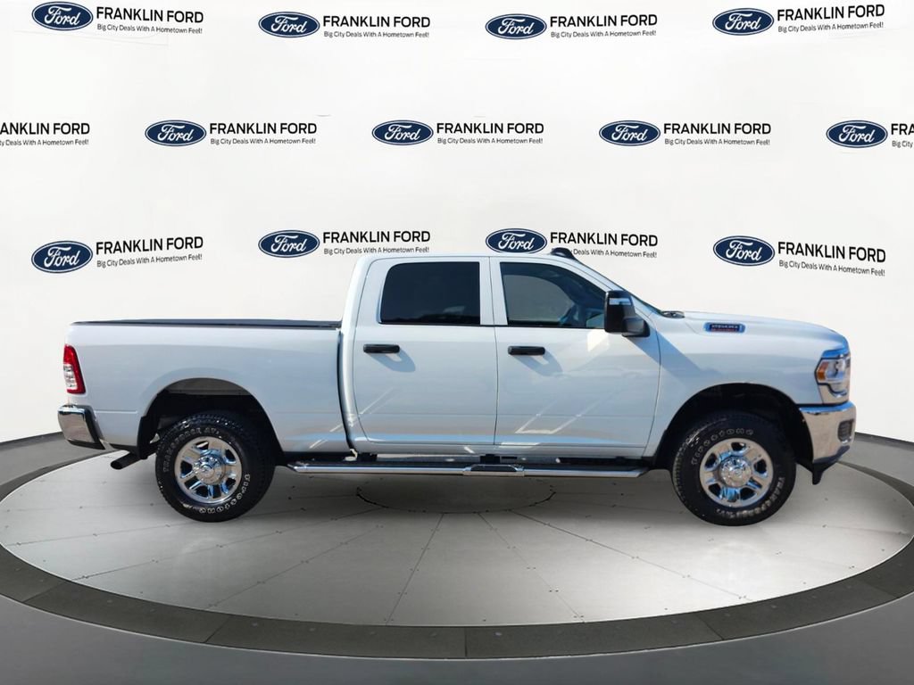 Used 2024 RAM 2500 Tradesman w/ Chrome Appearance Group AWD/4WD image 6