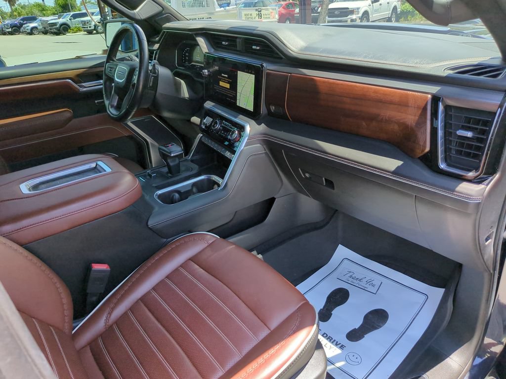 Used 2022 GMC Sierra 1500 Denali Ultimate AWD/4WD image 14