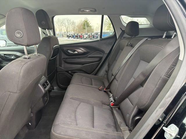 Used 2024 GMC Terrain SLE image 13