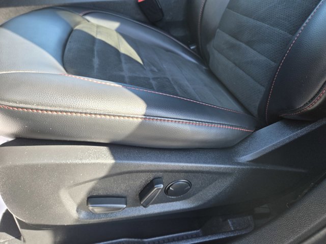 Certified 2024 Ford Edge ST-Line image 31