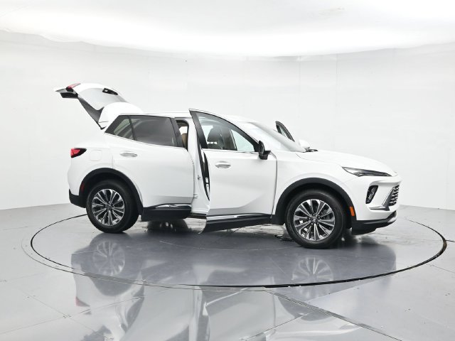 Used 2024 Buick Envision Preferred AWD/4WD image 47