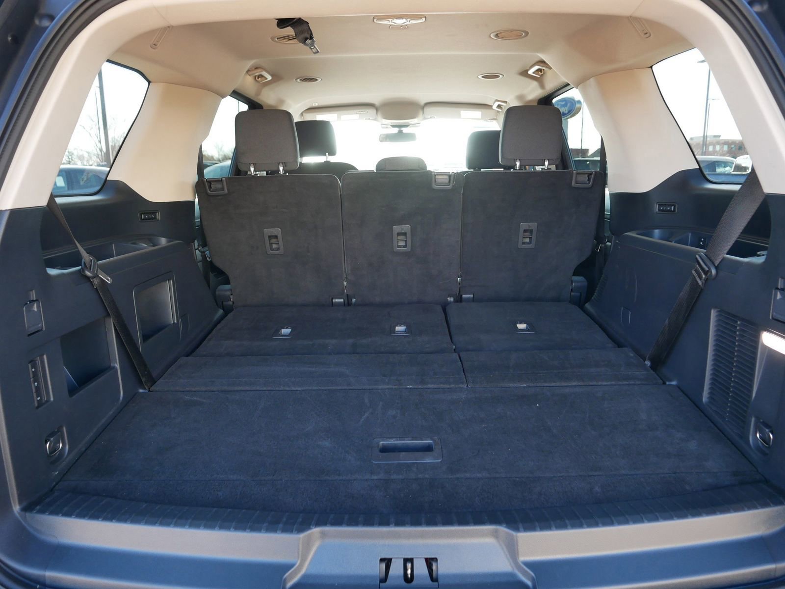 Certified 2024 Ford Expedition XLT image 13