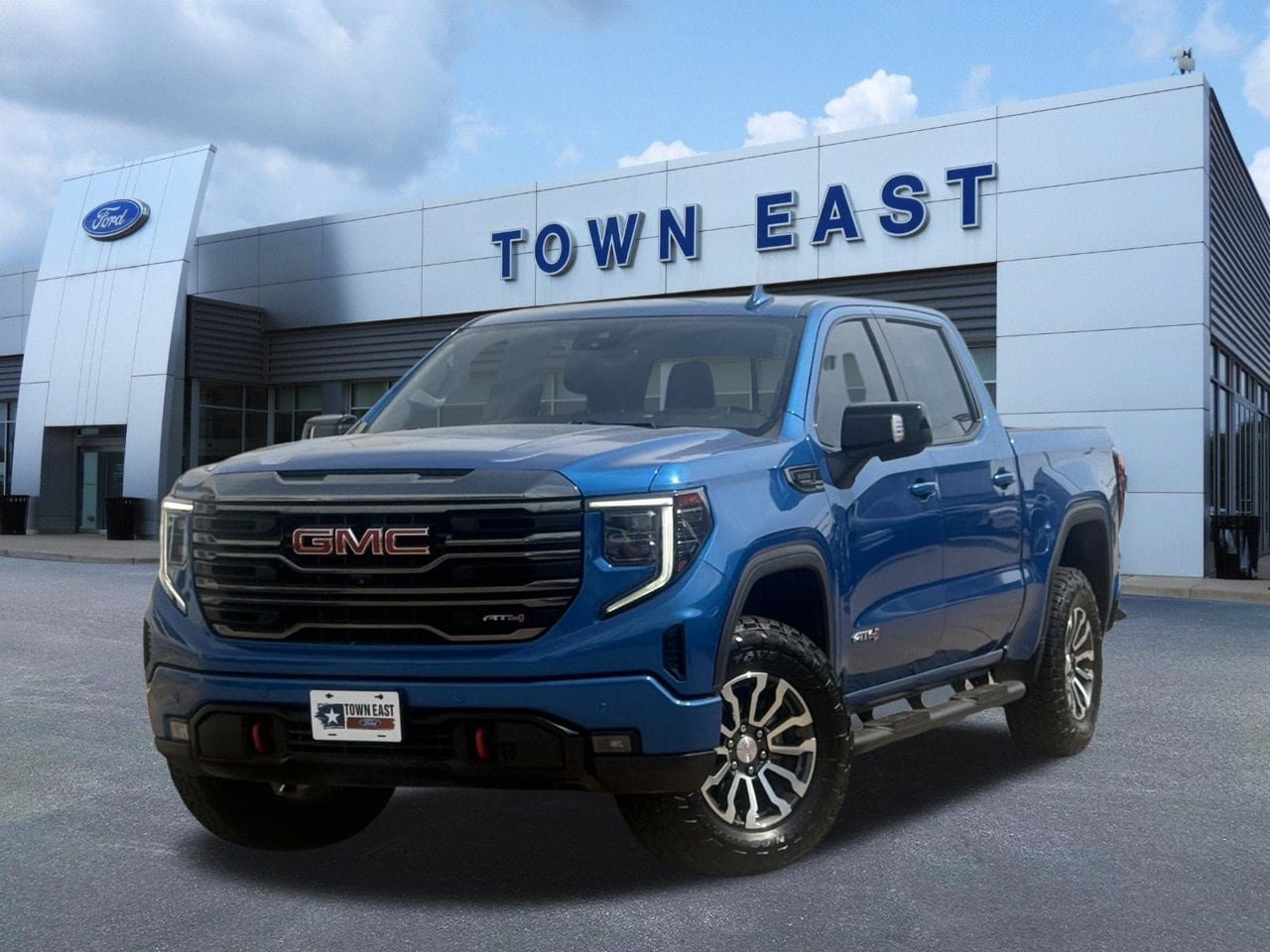 Used 2023 GMC Sierra 1500 AT4 w/ AT4 Premium Package