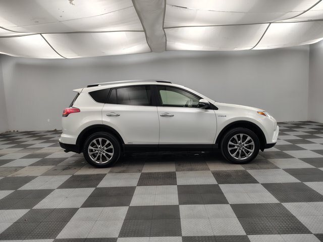 Used 2017 Toyota RAV4 Limited w/ Advanced Technology Package AWD/4WD image 12