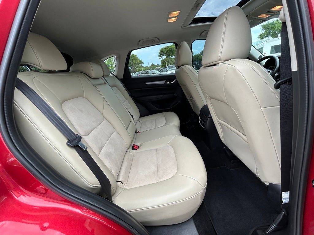 Used 2020 MAZDA CX-5 Touring FWD image 32