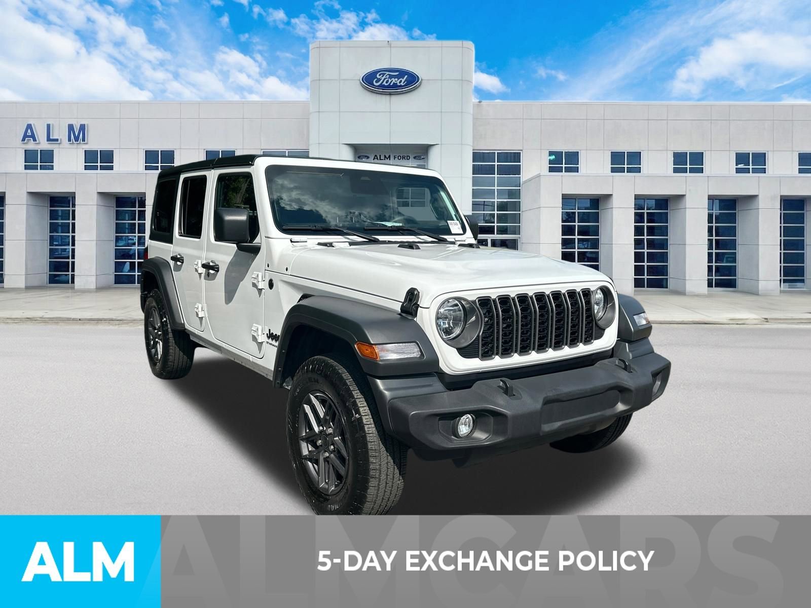 Used 2025 Jeep Wrangler Unlimited Sport AWD/4WD image 3