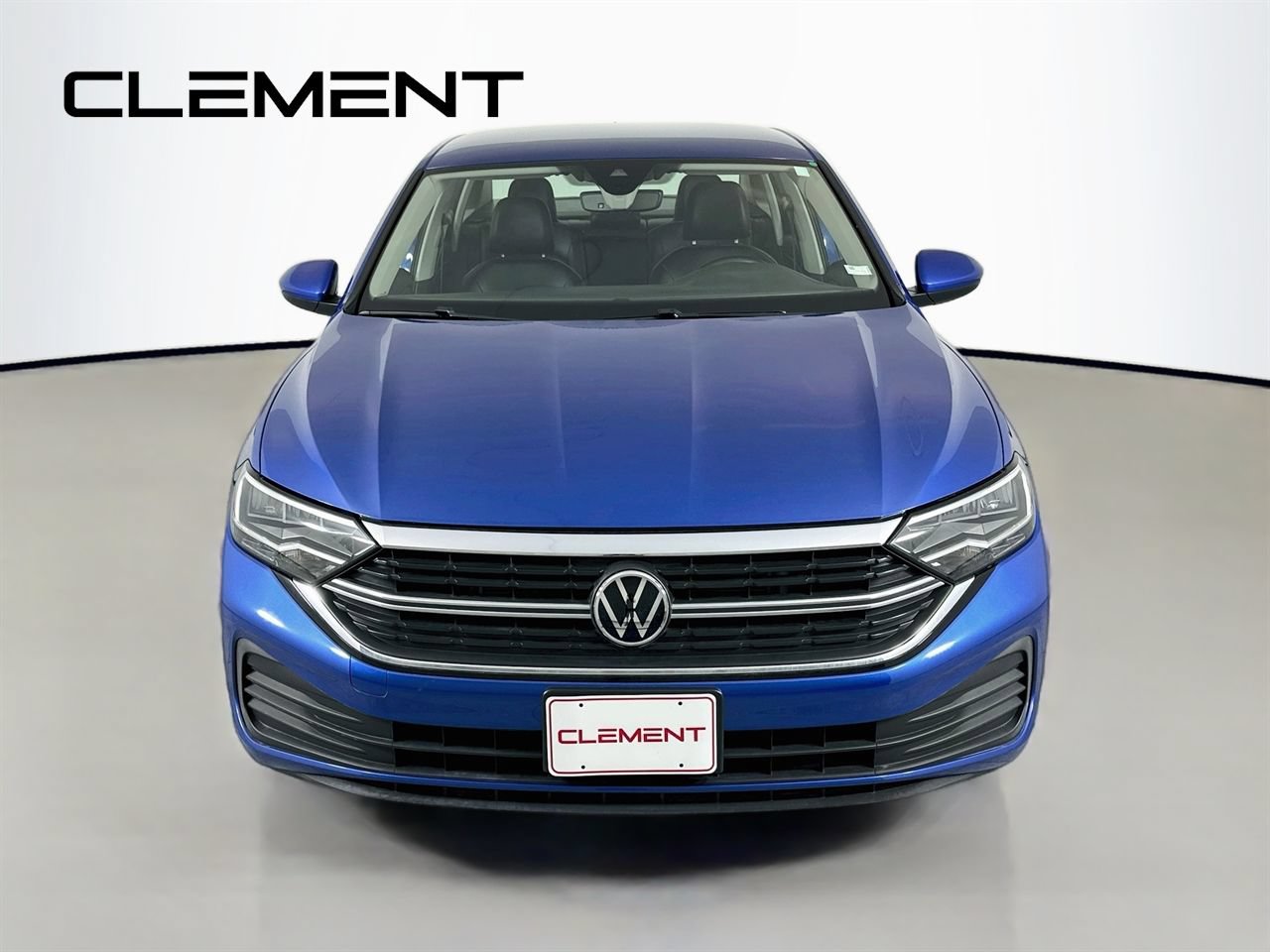 Used 2023 Volkswagen Jetta SE FWD image 3