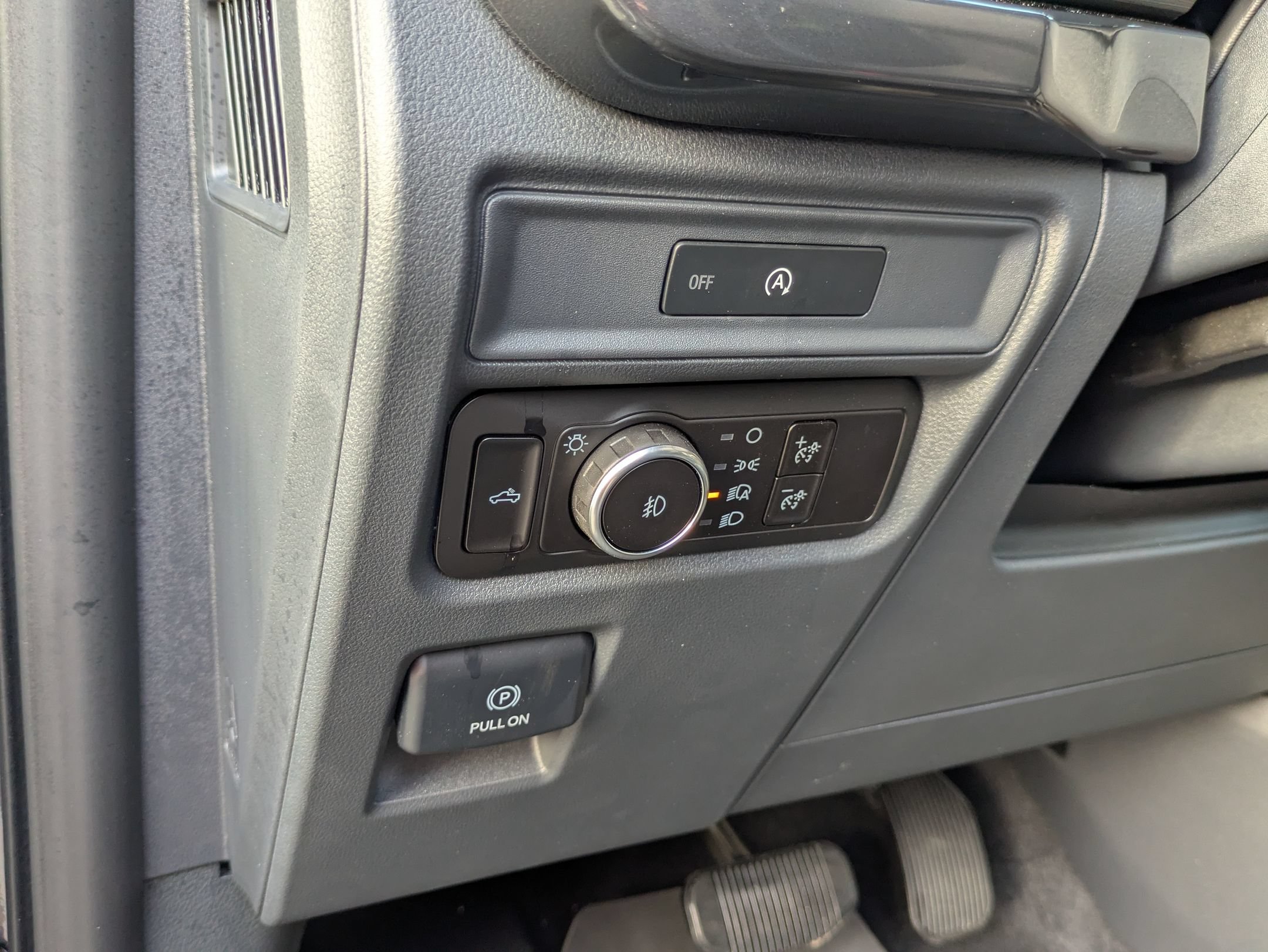 Certified 2025 Ford F150 STX w/ Equipment Group 200A AWD/4WD image 18