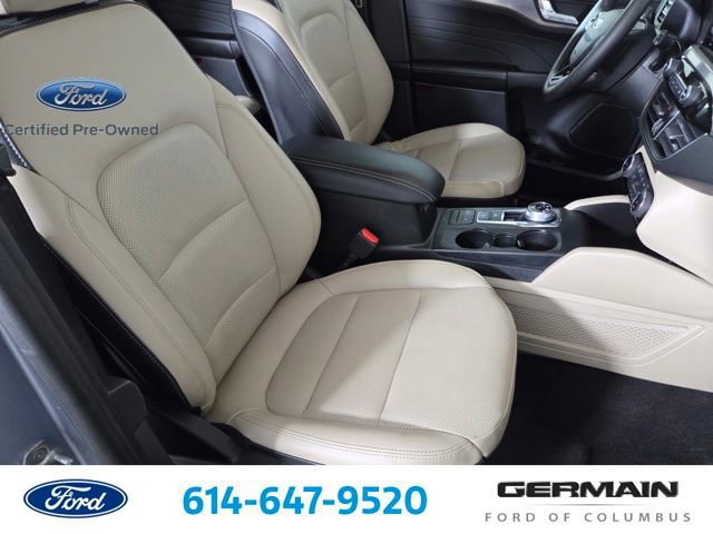 Certified 2022 Ford Escape Titanium AWD/4WD image 32