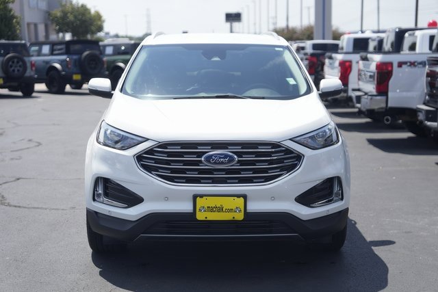 Certified 2022 Ford Edge Titanium image 3