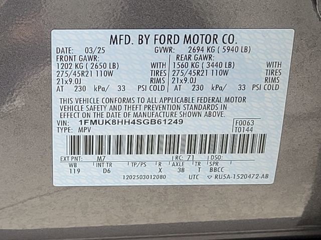 Certified 2025 Ford Explorer Platinum w/ LUX Leather Package AWD/4WD image 17