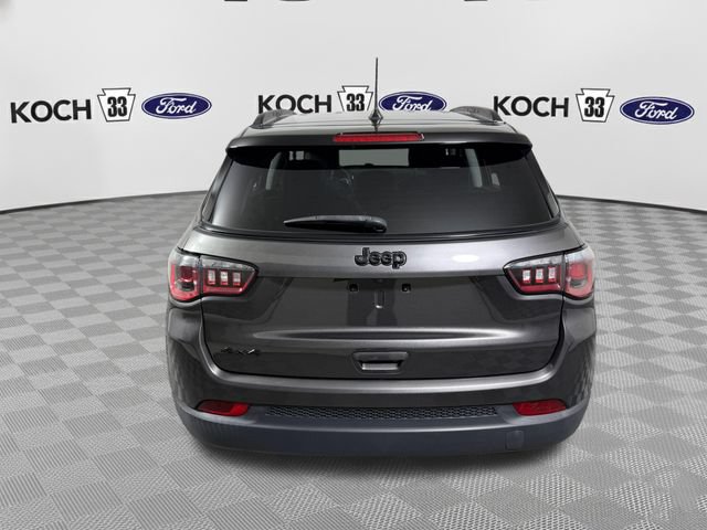 Used 2018 Jeep Compass Latitude w/ Popular Equipment Group AWD/4WD image 7