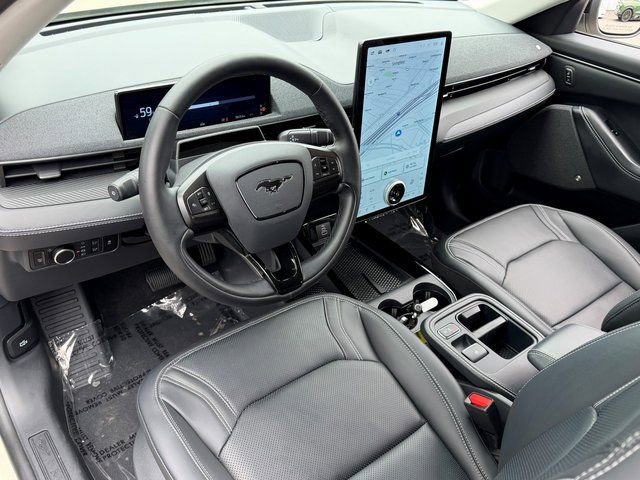 Certified 2025 Ford Mustang Mach-E Premium AWD/4WD image 6