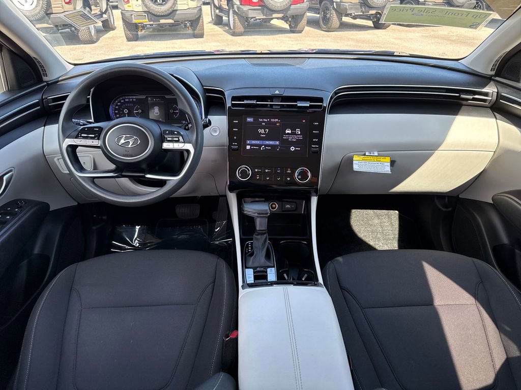 Used 2022 Hyundai Tucson SEL w/ Cargo Package FWD image 5