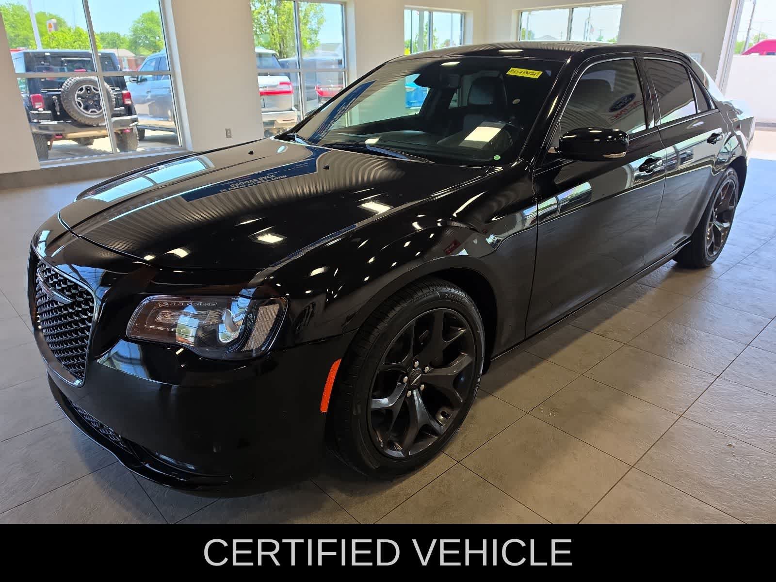 Used 2021 Chrysler 300 S RWD image 1