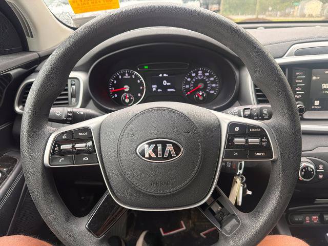 Used 2019 Kia Sorento FWD image 18
