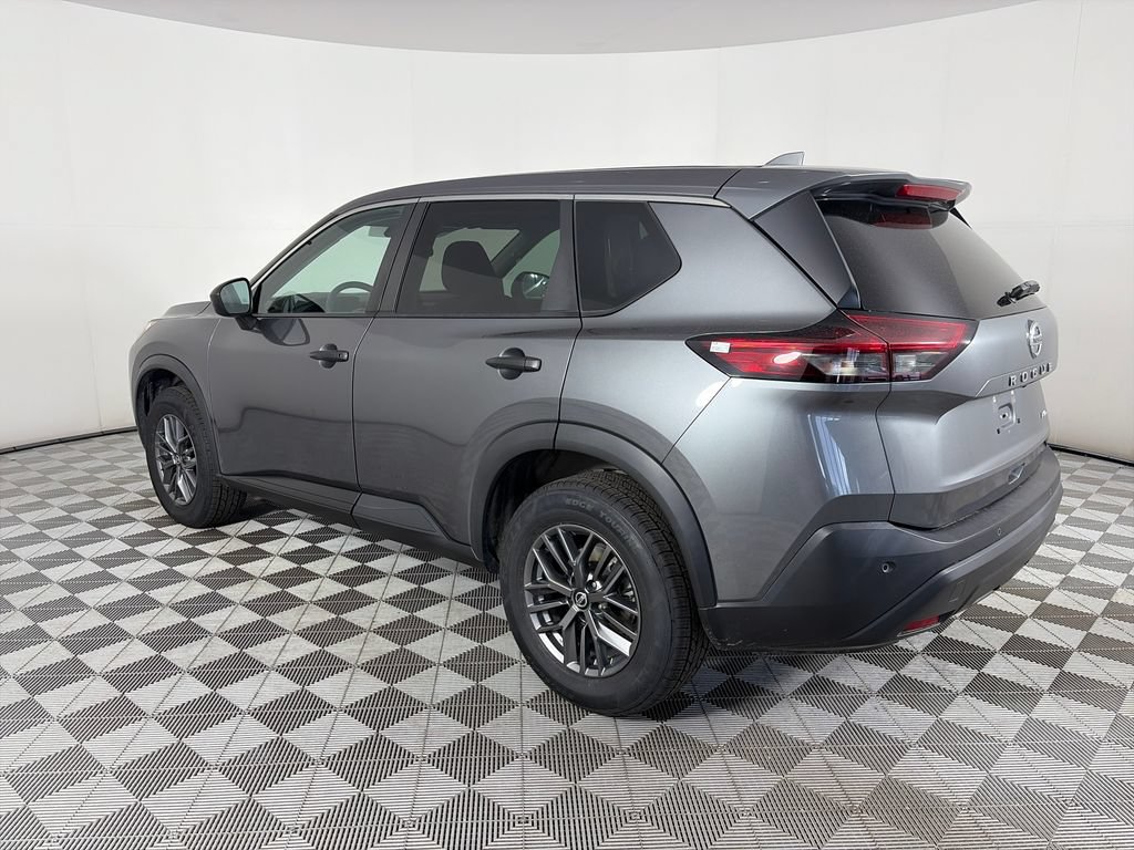 Used 2021 Nissan Rogue S AWD/4WD image 5