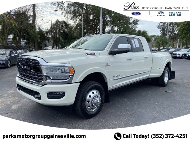 Used 2022 RAM 3500 Limited image 8