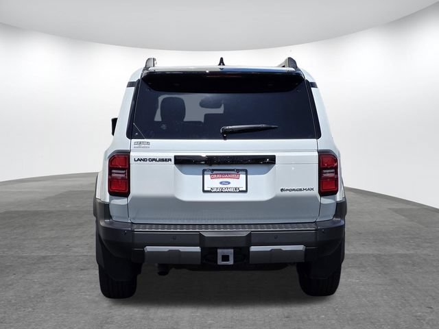 Used 2025 Toyota Land Cruiser w/ Premium Package AWD/4WD image 5