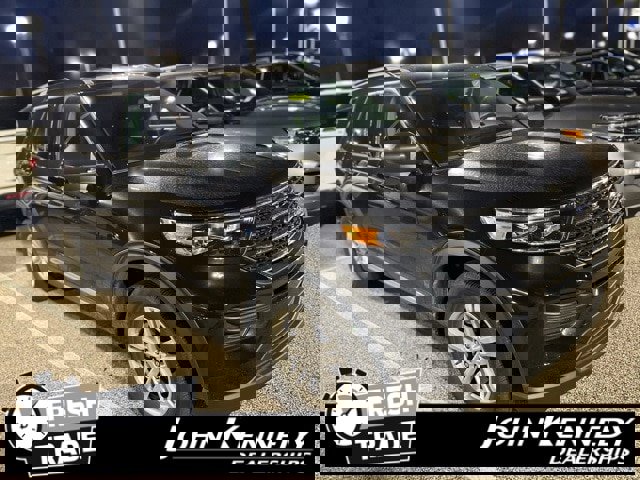 Certified 2023 Ford Explorer XLT image 1