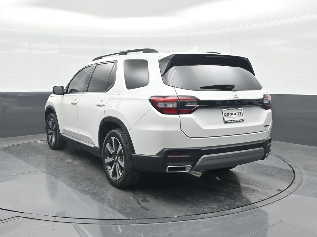 Used 2024 Honda Pilot Touring image 22