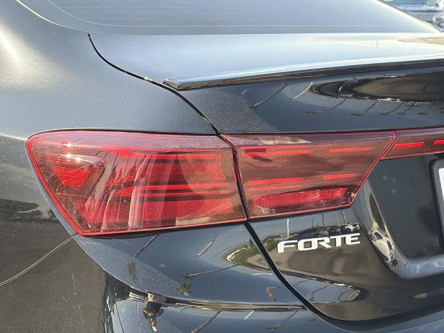 Used 2023 Kia Forte GT-Line w/ GT-Line Premium Package FWD image 8