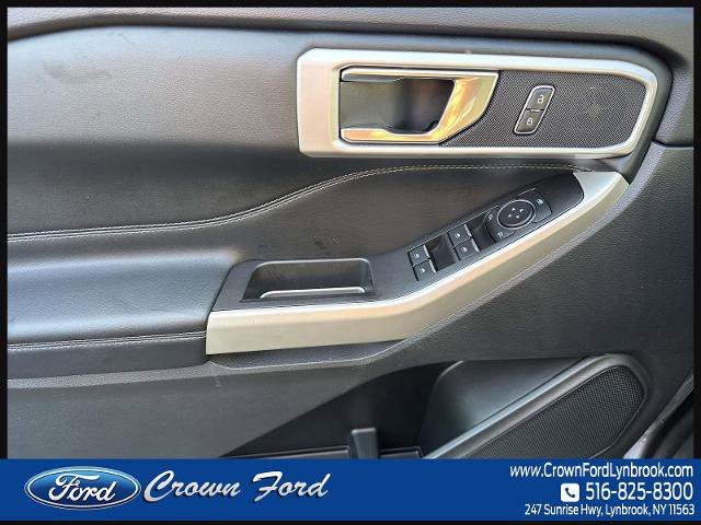 Certified 2022 Ford Explorer XLT w/ Equipment Group 202A AWD/4WD image 16