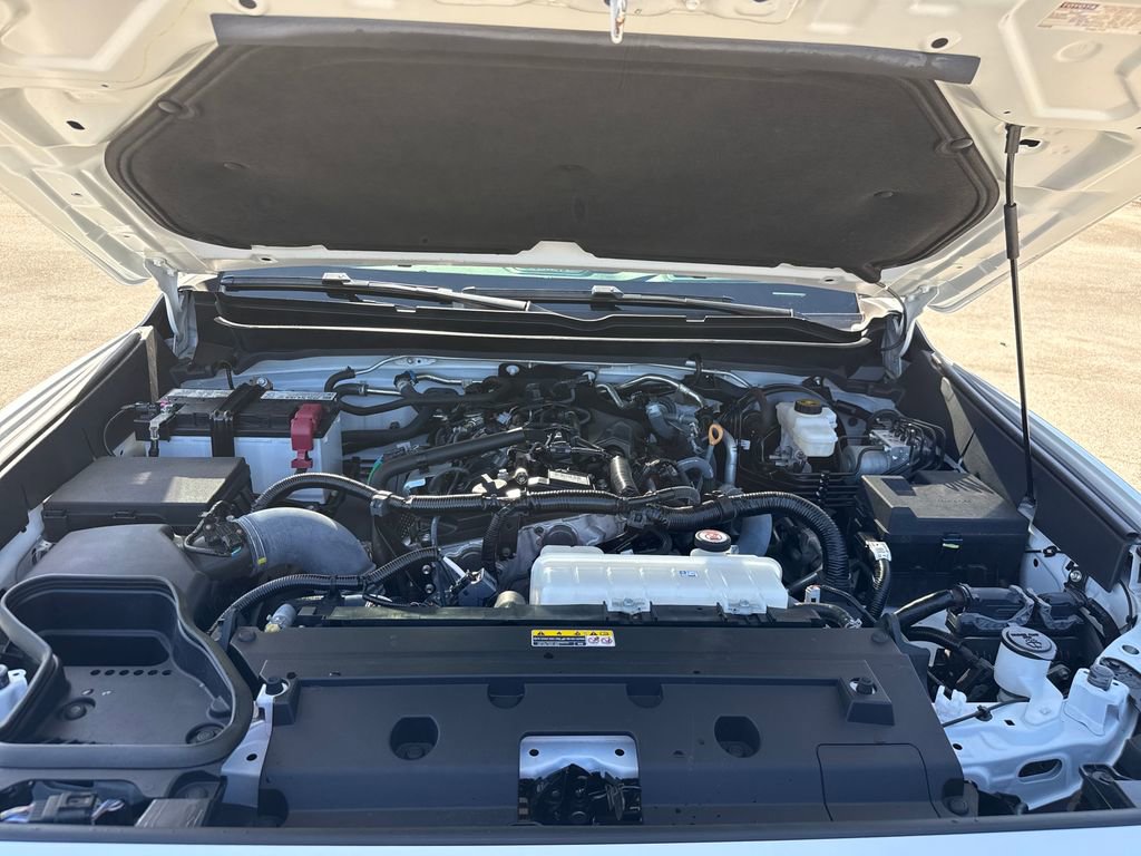 Used 2024 Toyota Tacoma Limited w/ Limited Package (LT) image 32