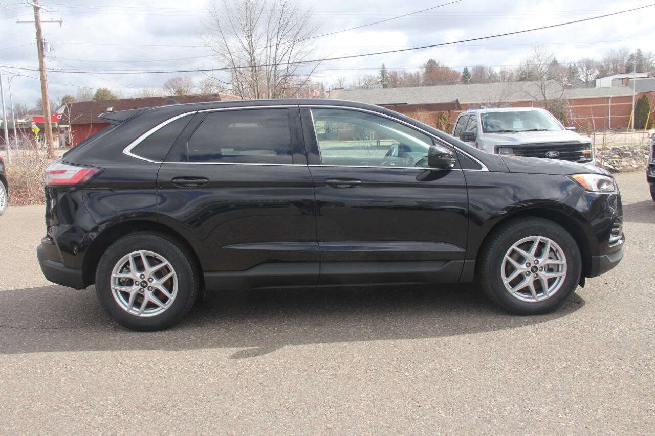 Certified 2024 Ford Edge SEL AWD/4WD image 7