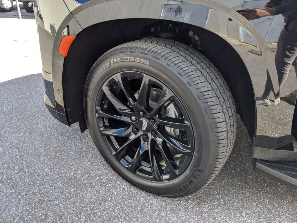 Used 2022 Cadillac Escalade ESV Sport w/ LPO, ONYX Package image 35