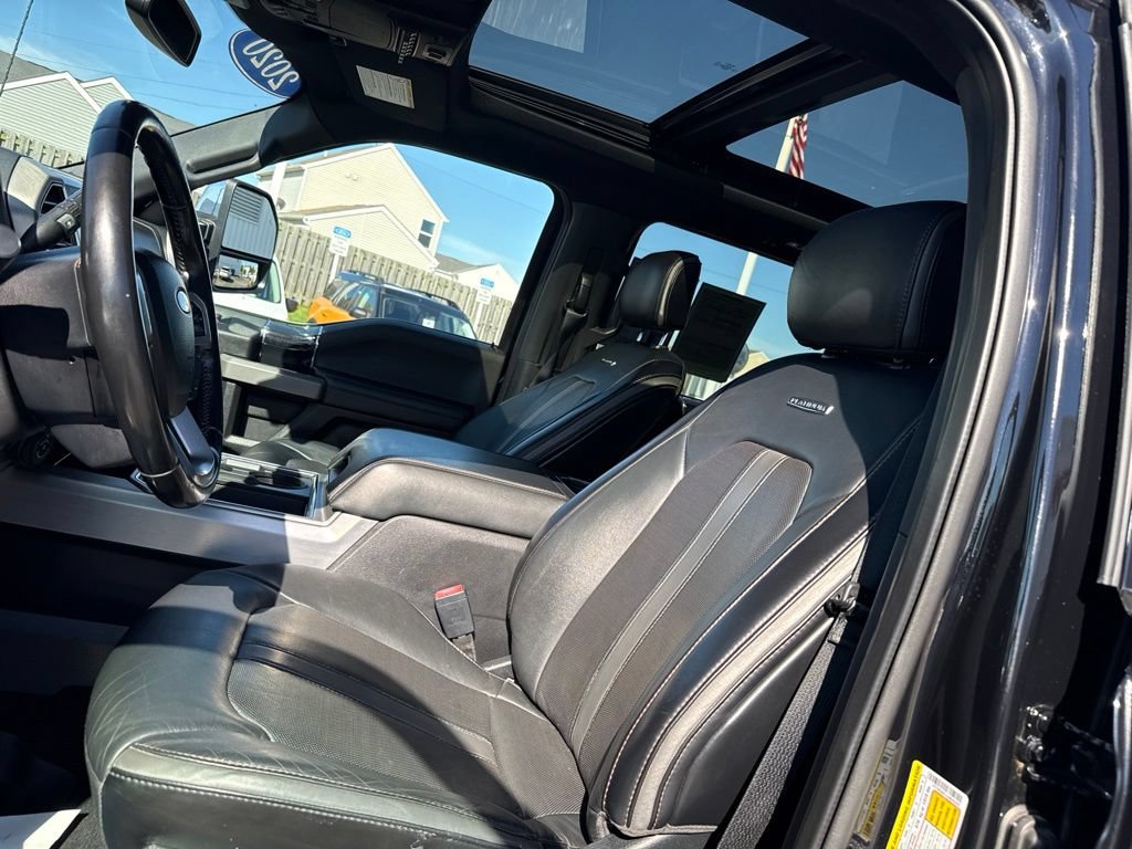 Certified 2020 Ford F350 Platinum w/ FX4 Off-Road Package AWD/4WD image 4