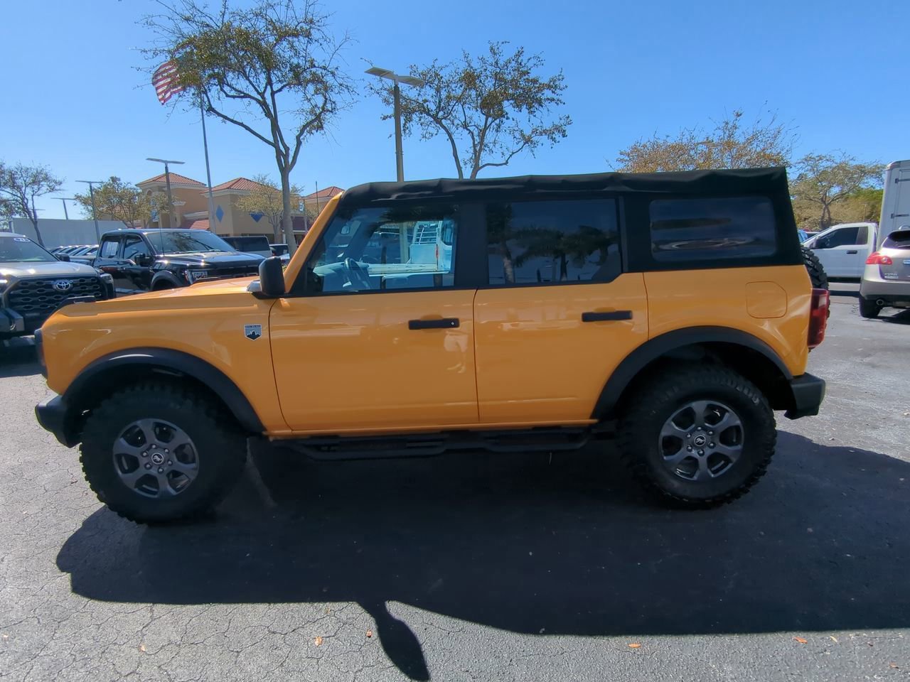 Certified 2022 Ford Bronco Big Bend image 2