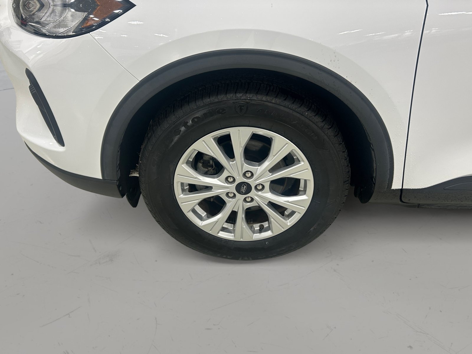 Certified 2024 Ford Escape Active FWD image 9