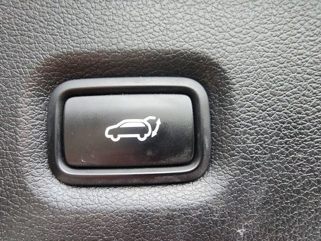 Used 2019 Hyundai Santa Fe Limited AWD/4WD image 29