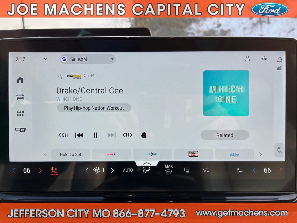 Certified 2025 Ford Expedition Active image 16