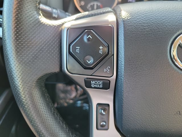 Used 2020 Toyota Tacoma SR5 RWD image 7