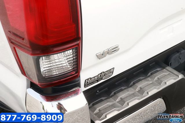 Used 2020 Toyota Tacoma SR5 AWD/4WD image 8