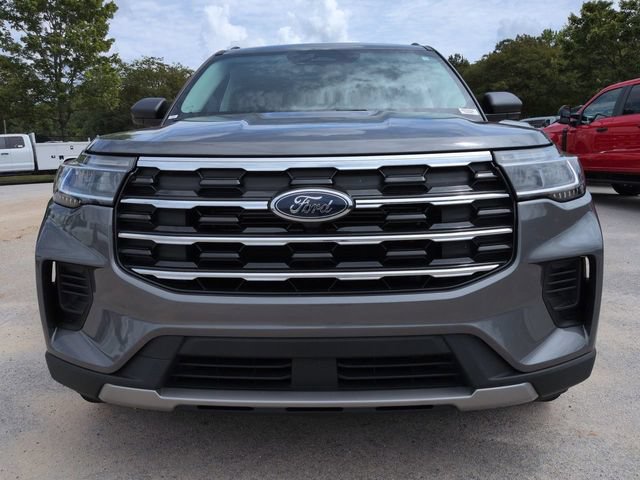 Certified 2025 Ford Explorer Active RWD image 9