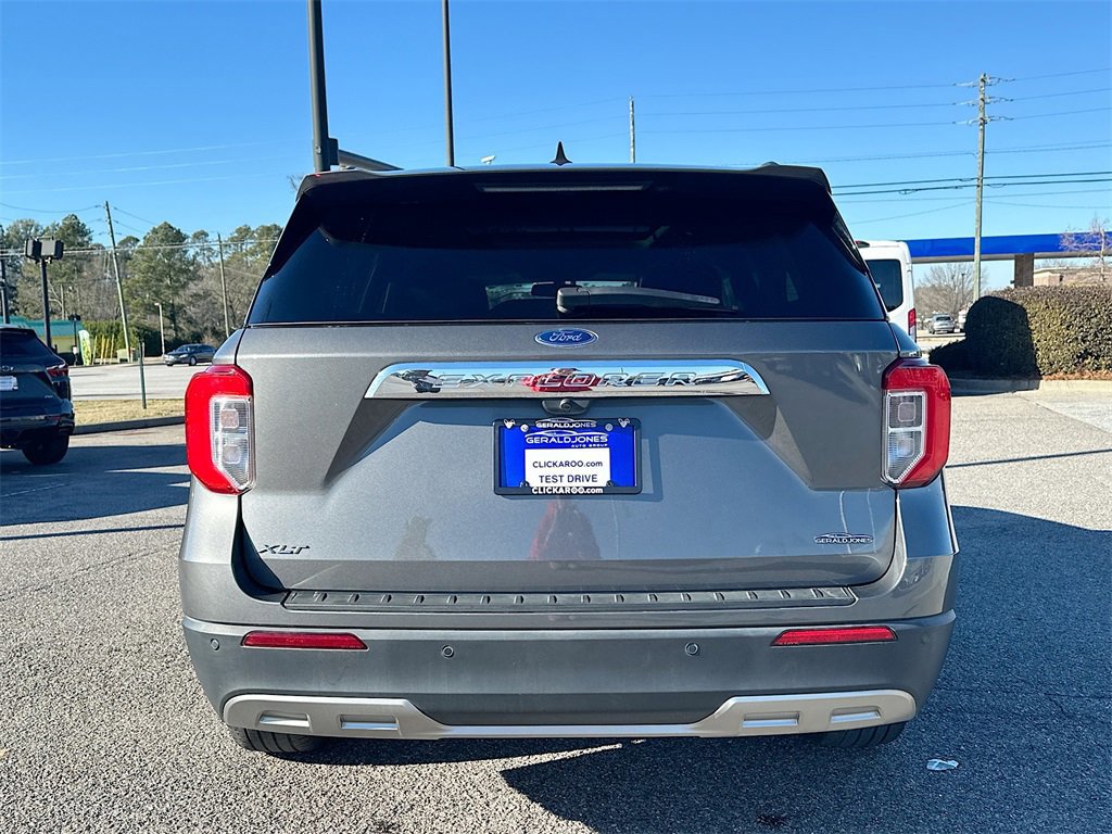 Certified 2023 Ford Explorer XLT w/ Equipment Group 202A image 3